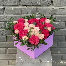 Цветочная композиция из Розы в коробке в Ачикулаке