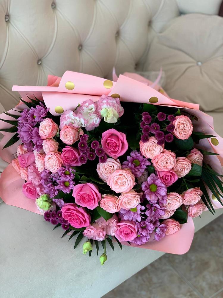 Букет цветов из: Хризантемы, Розы и Лизиантусы в Ачикулаке