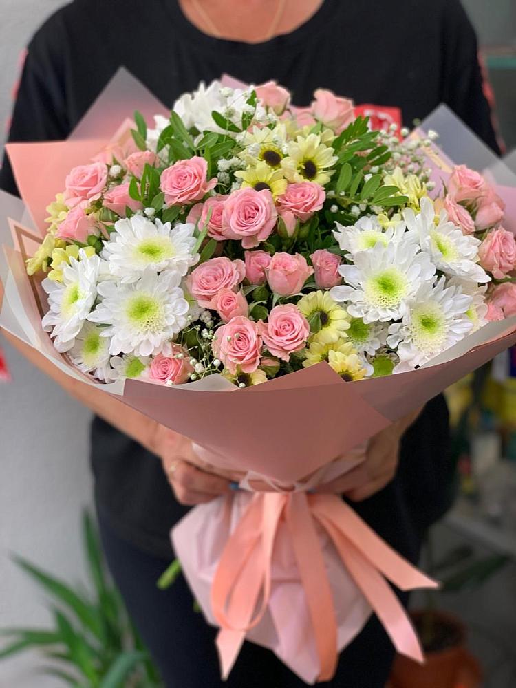 Букет цветов из: Розы и Хризантемы в Ачикулаке