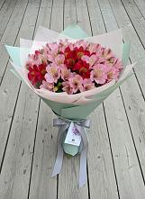 Букет цветов из:  Альстромерии #REPLACE_PRED# Ачикулаке