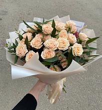 Букет Кремовые розы Латте в Ачикулаке