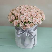 Цветочная композиция из Розы в шляпной коробке в Ачикулаке