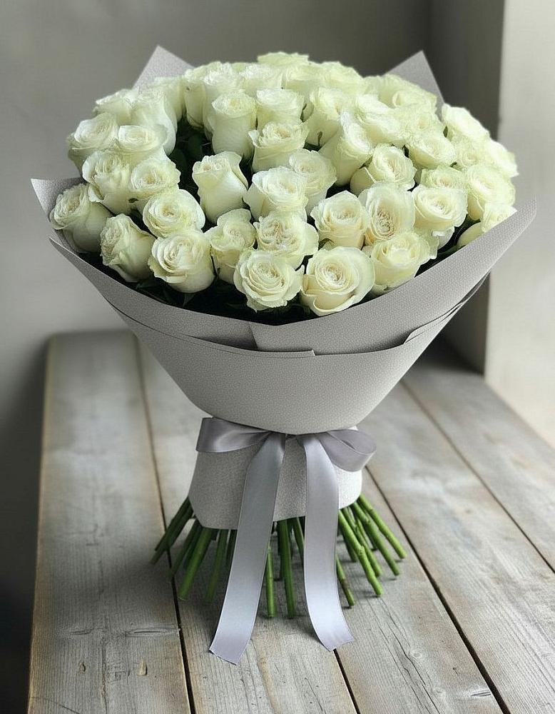 Букет 35 Белых роз в Ачикулаке