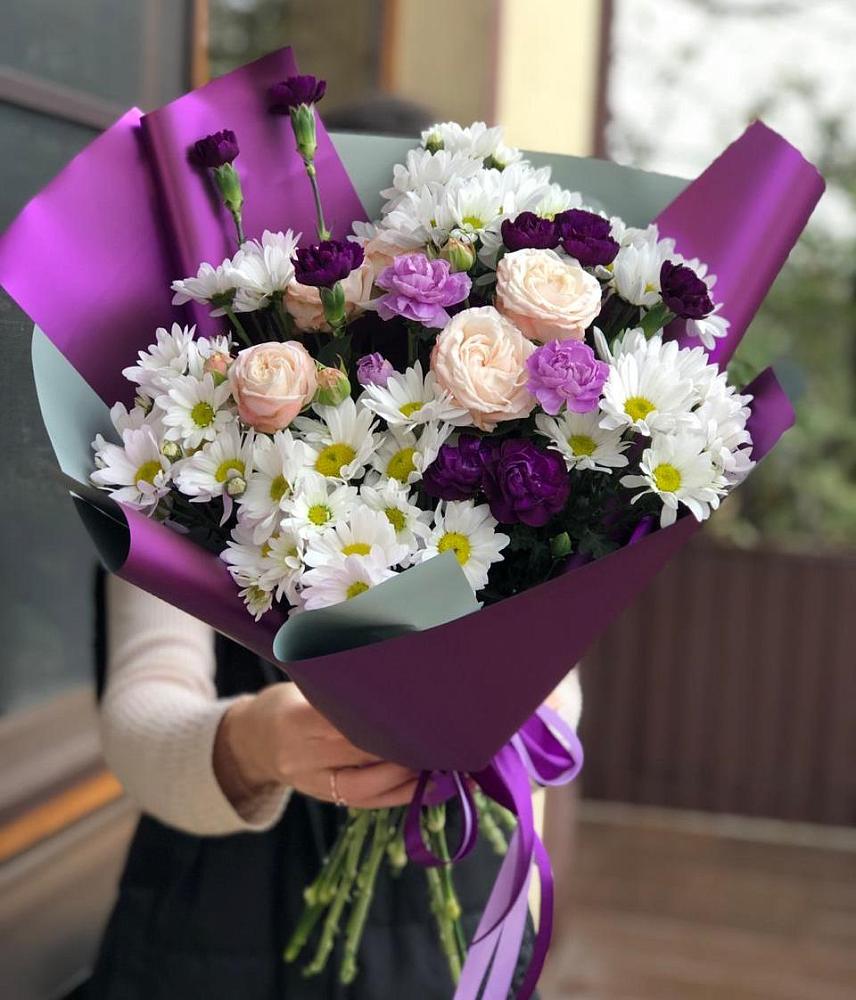 Букет цветов из: Хризантемы, Гвоздики и Розы в Ачикулаке