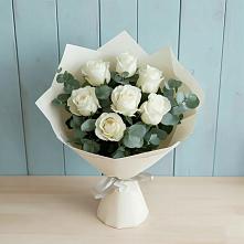 Букет Белые розы в Эвкалипте в Ачикулаке