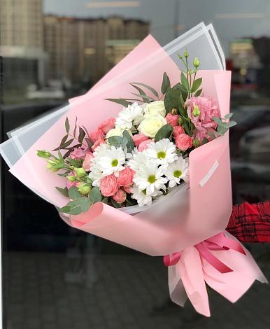 Букет цветов из: Розы, Лизиантусы и Хризантемы в Ачикулаке